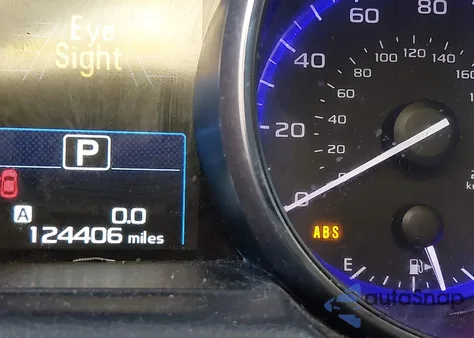 2015 Subaru Outback 2.5I Premium z USA, uszkodzony, nr VIN 4S4BSAHC9F3318788